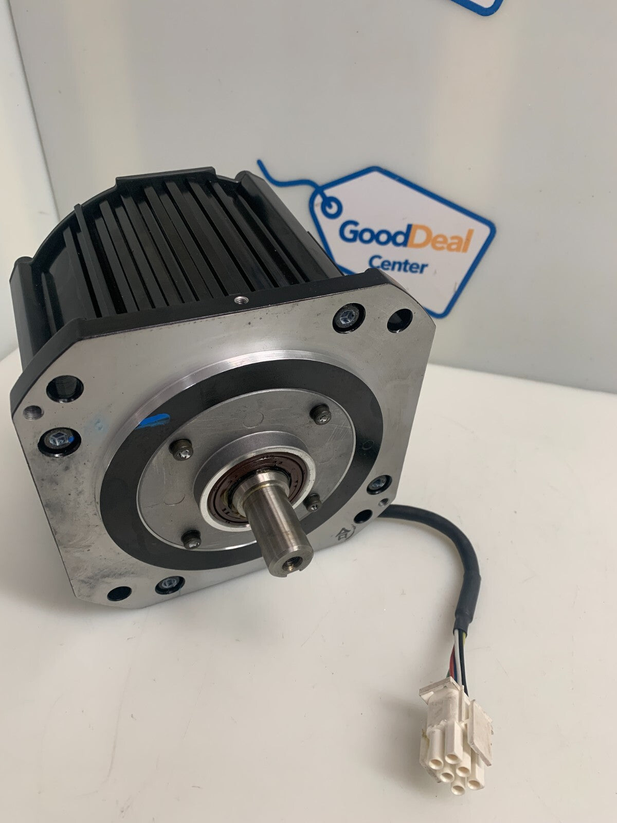 YASKAWA SGMRS-12A2B-YR11 SERVO MOTOR SGMRS12A2BYR11