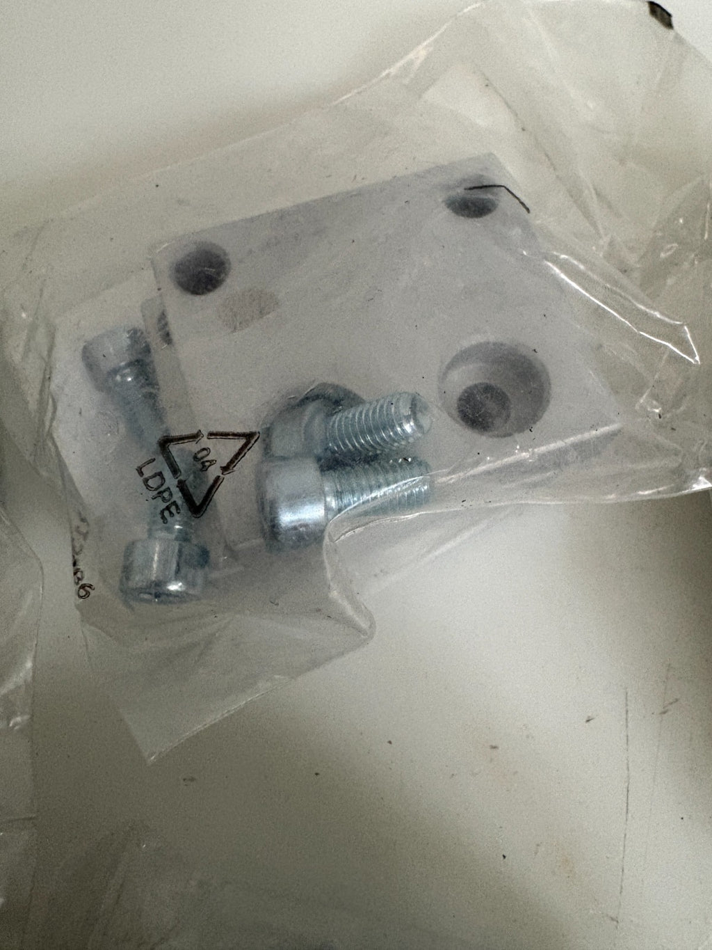 LOT OF 4 FESTO FOOT MOUNTING HZB-25 151934