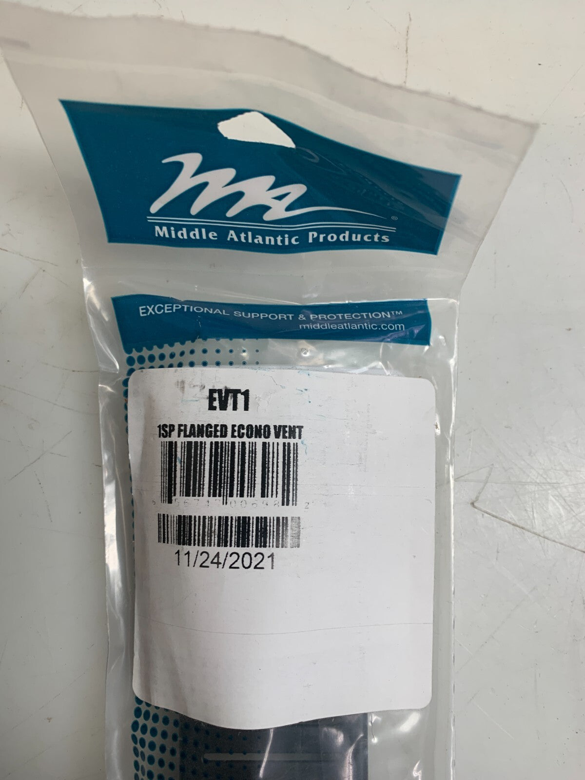 Lot of 13 Middle Atlantic EVT-1 1SP Flanged Econo Vent Panel