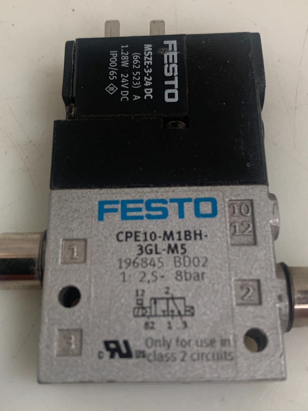 Lot of 2 Festo CPE10-M1BH-3GL-QS-6 & CPE10-M1BH-3GL-M5 Solenoid valves