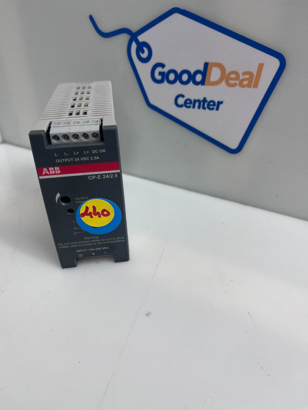ABB CP-E 24/2.5 DC Switch Mode power Supply 1SVR427032R00000