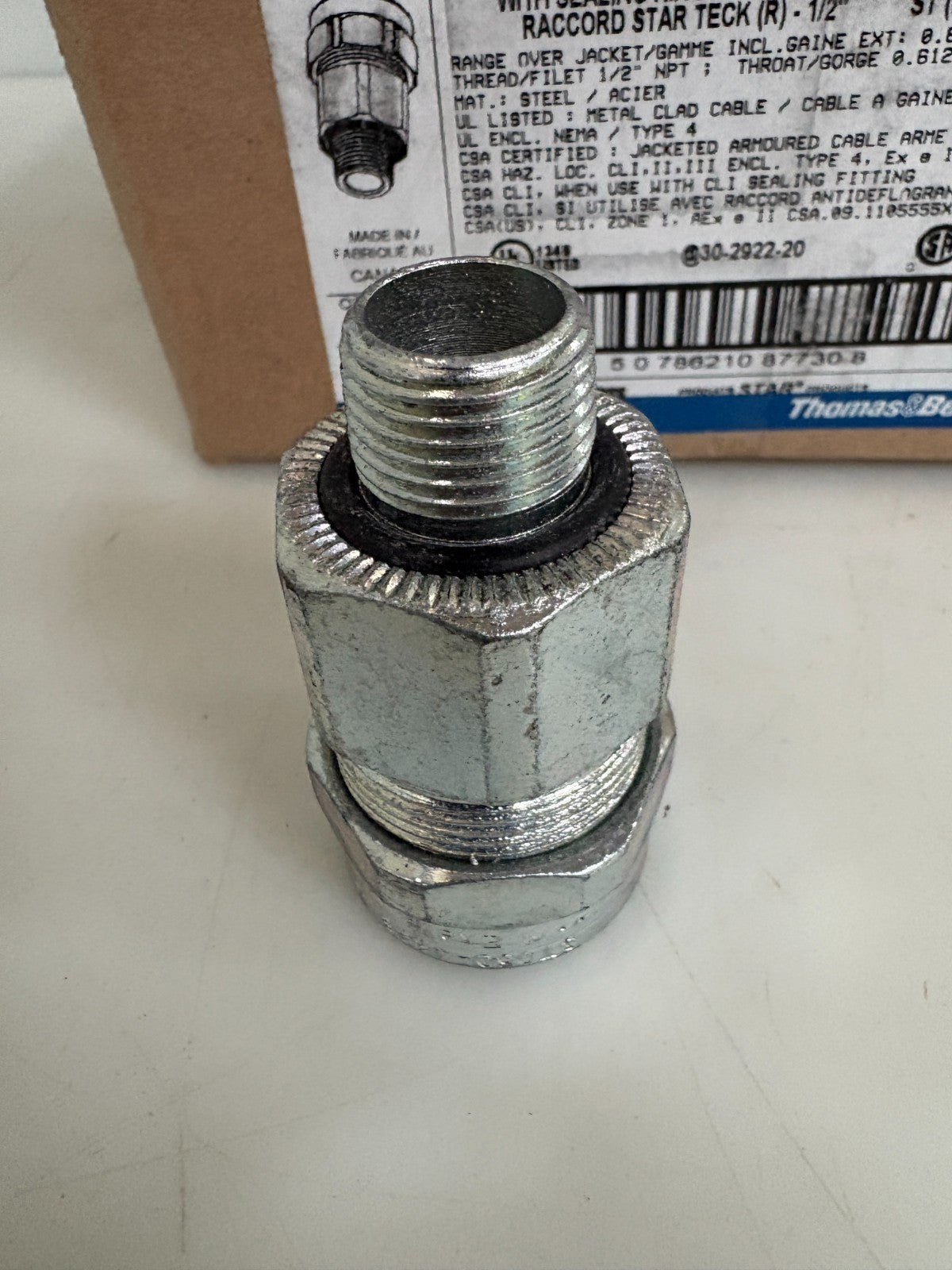 LOT OF 16 ABB THOMAS & BETTS 1/2" STAR TECK CABLE FITTING W/SEALING RING1