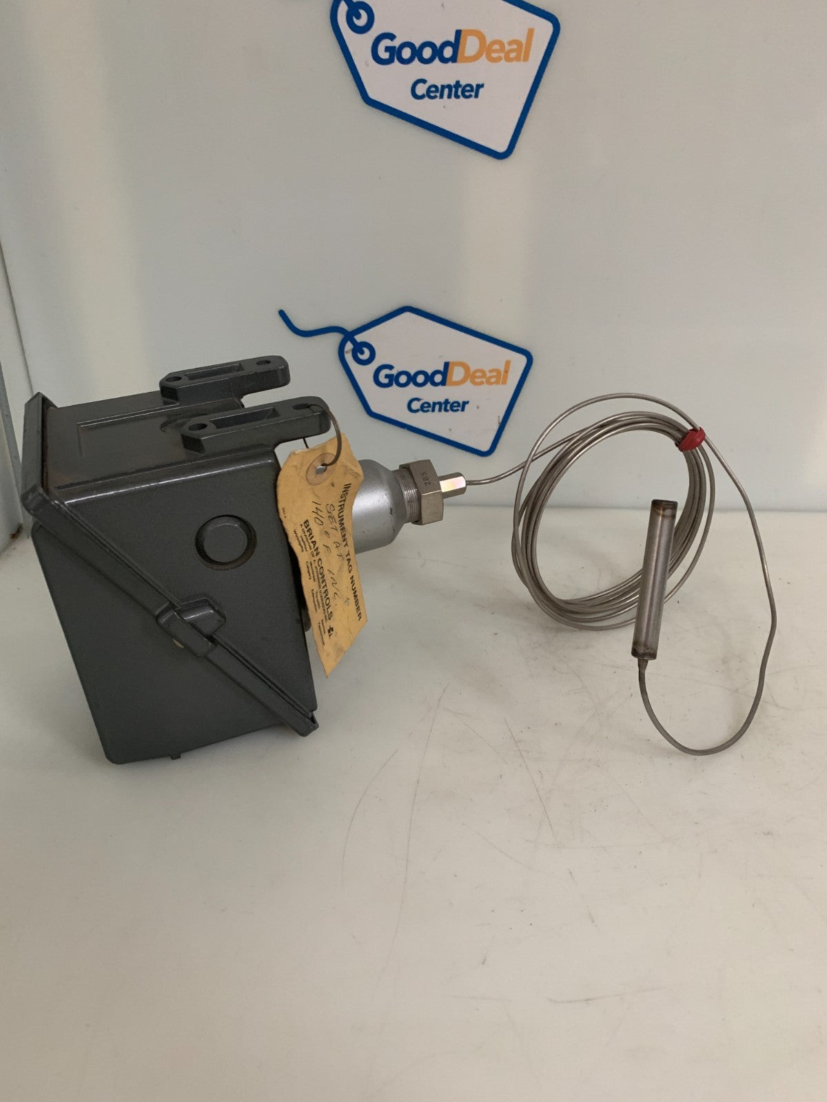 UNITED ELECTRIC TEMPERATURE SWITCH E400 2BSB