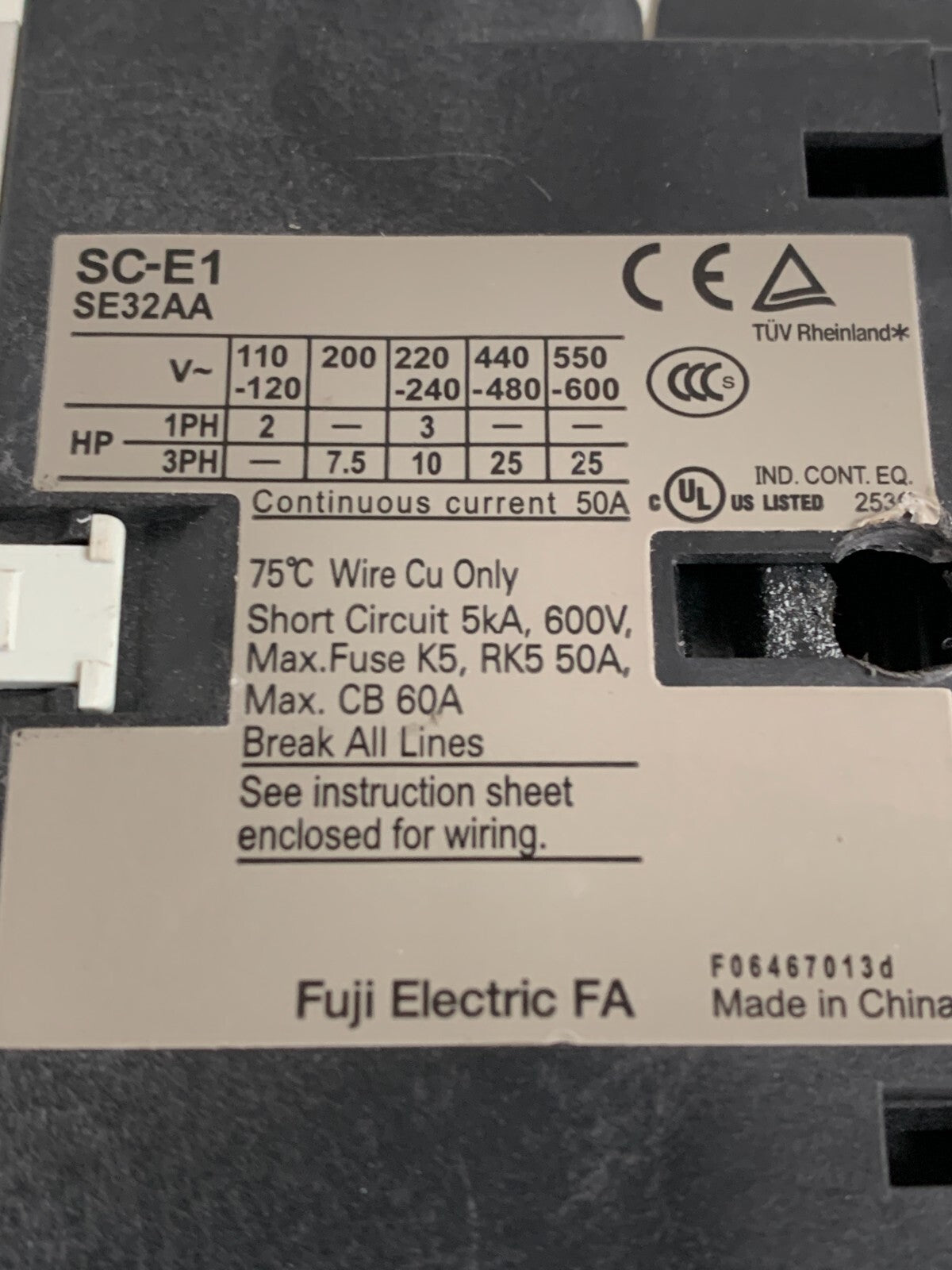 FUJI MAGNETIC CONTACTOR SC-E1 SE 32 AA
