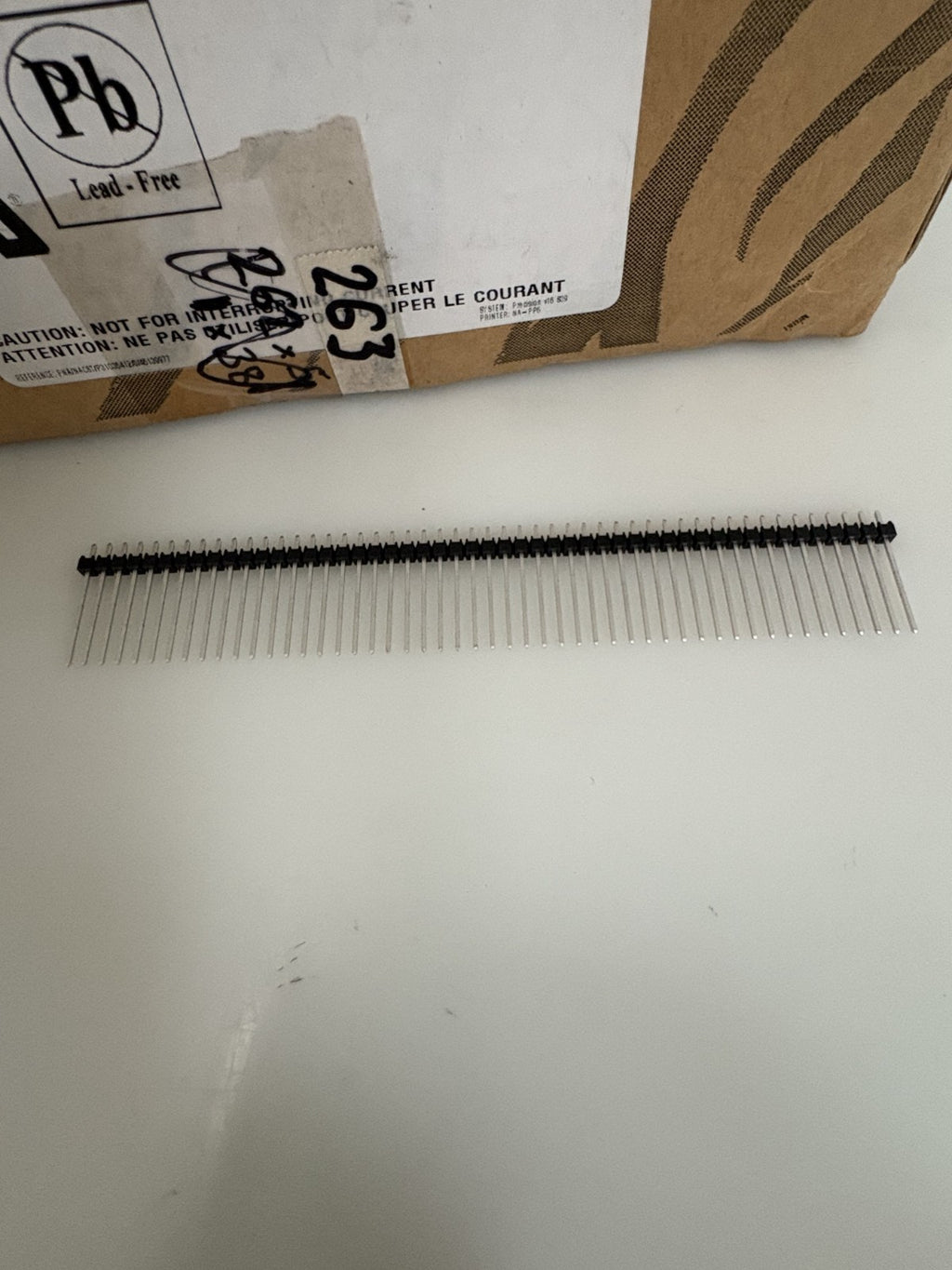 LOT OF 200 + SAMTEC HEADER 50 POSITION TSW-150-17-T-S