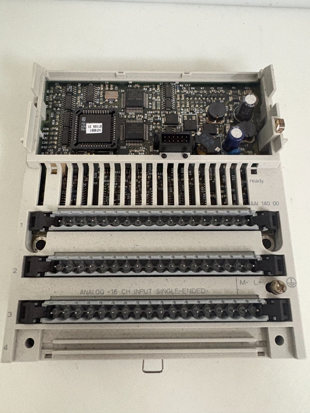 SCHNEIDER TSX MOMENTUM 170 AA/14000 ANALOG INPUT 16 CH. SINGLE