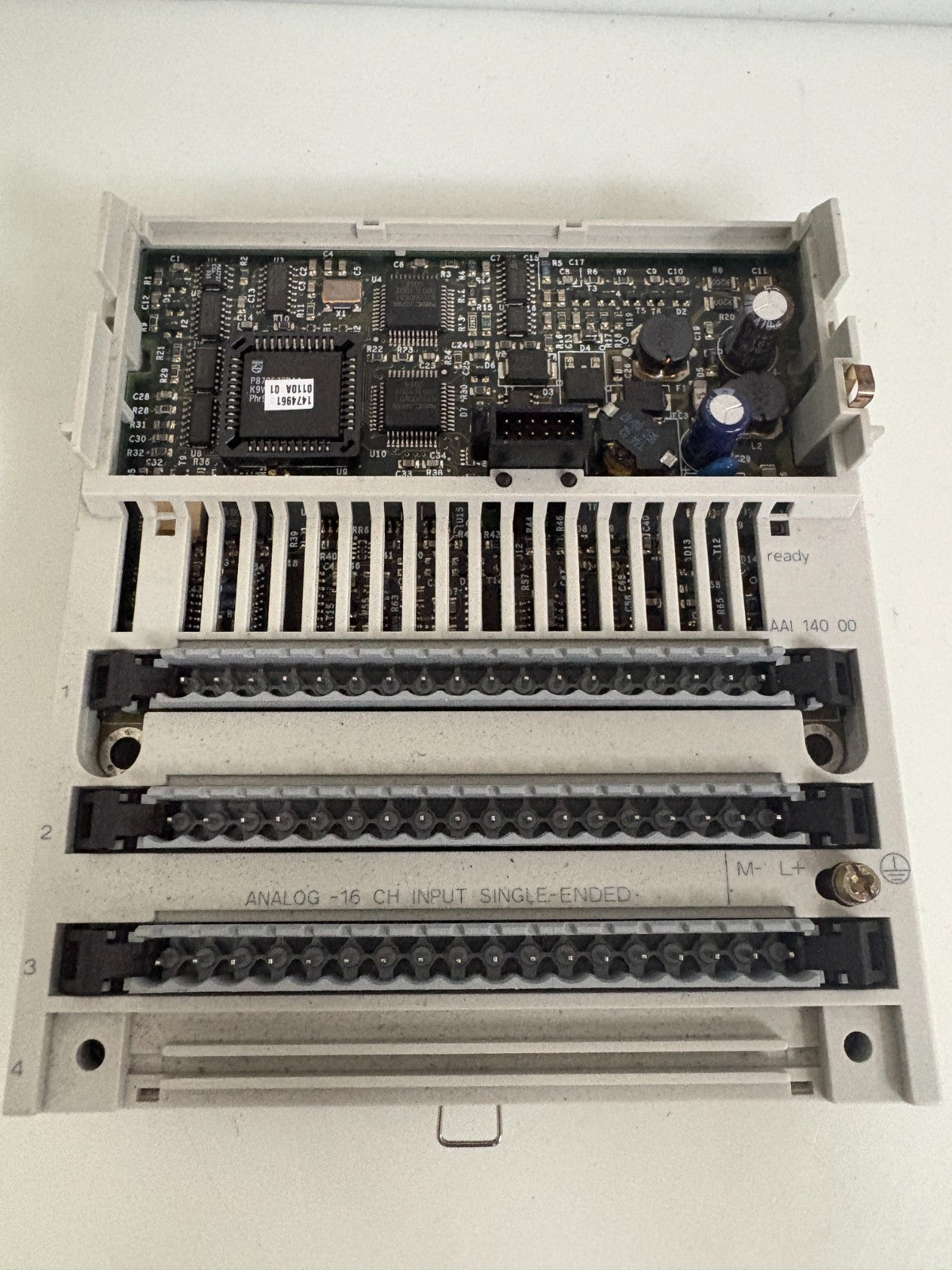 SCHNEIDER TSX MOMENTUM 170 AA/14000 ANALOG INPUT 16 CH. SINGLE
