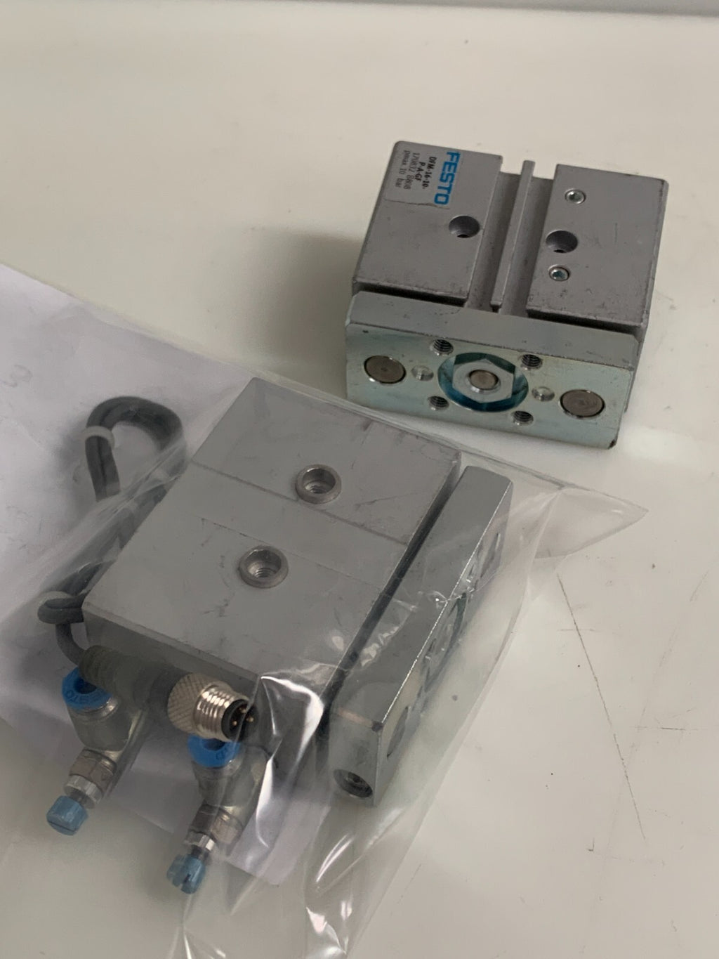 LOT OF 2FESTO GUIDED ACTUATOR 170832 DFM-16-10-P-A-GF ONE W/VALVES & SICK SENSOR