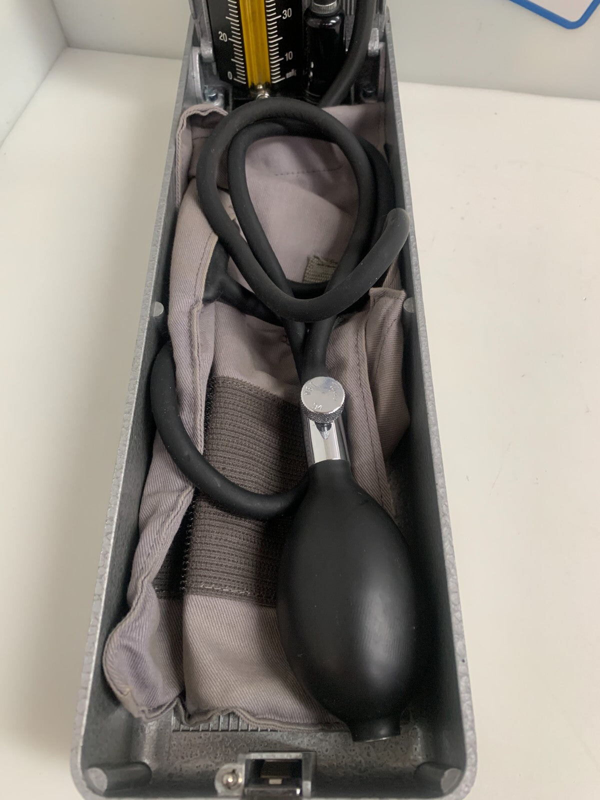 SPHYGMOMANOMETER JAPANESE MADE 300MM/HG IN ORIGINAL BOX LIKE NEW