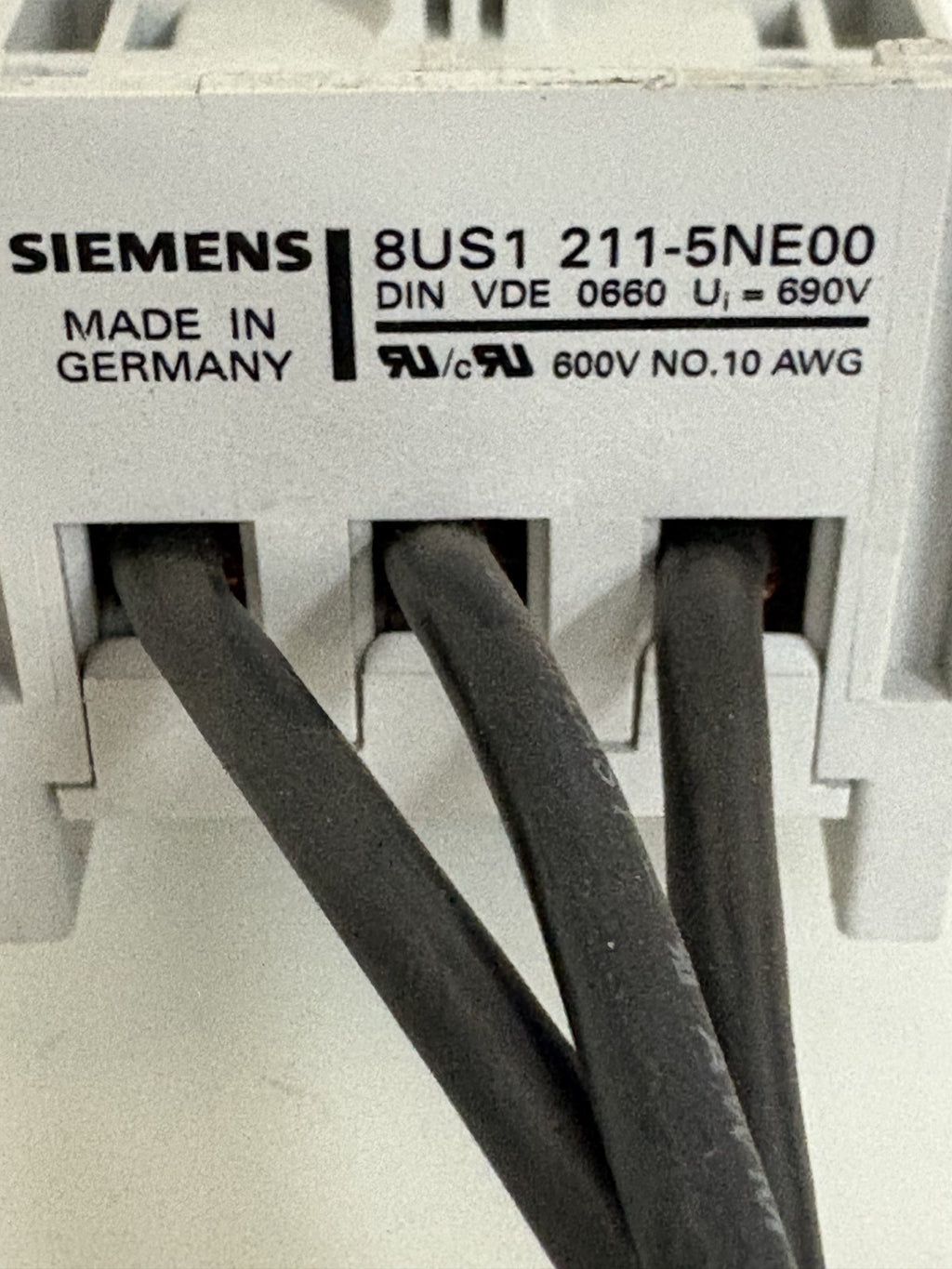 SIEMENS BUSBAR ADAPTER 8US1-211-5NE00