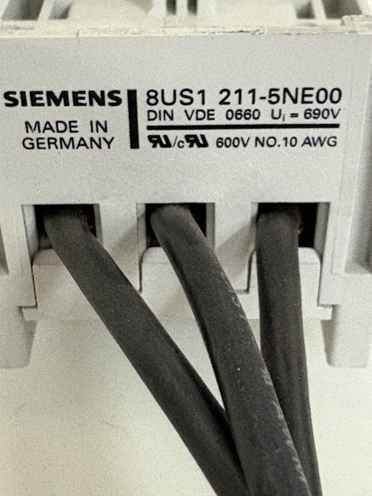 SIEMENS BUSBAR ADAPTER 8US1-211-5NE00