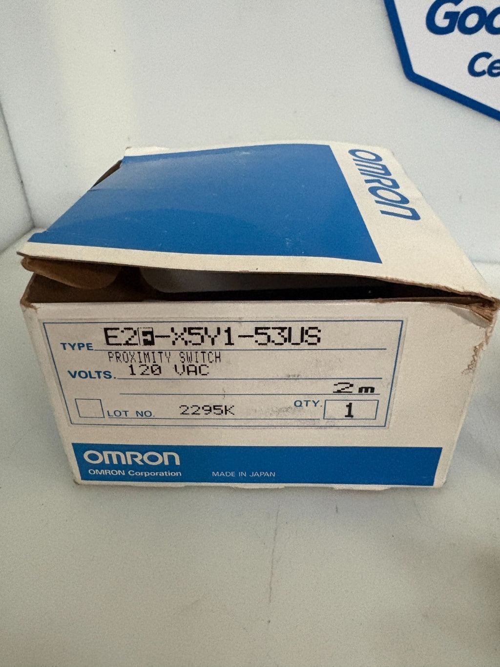 OMRON PROXIMITY SWITCH E2F-X5Y1-53US 3