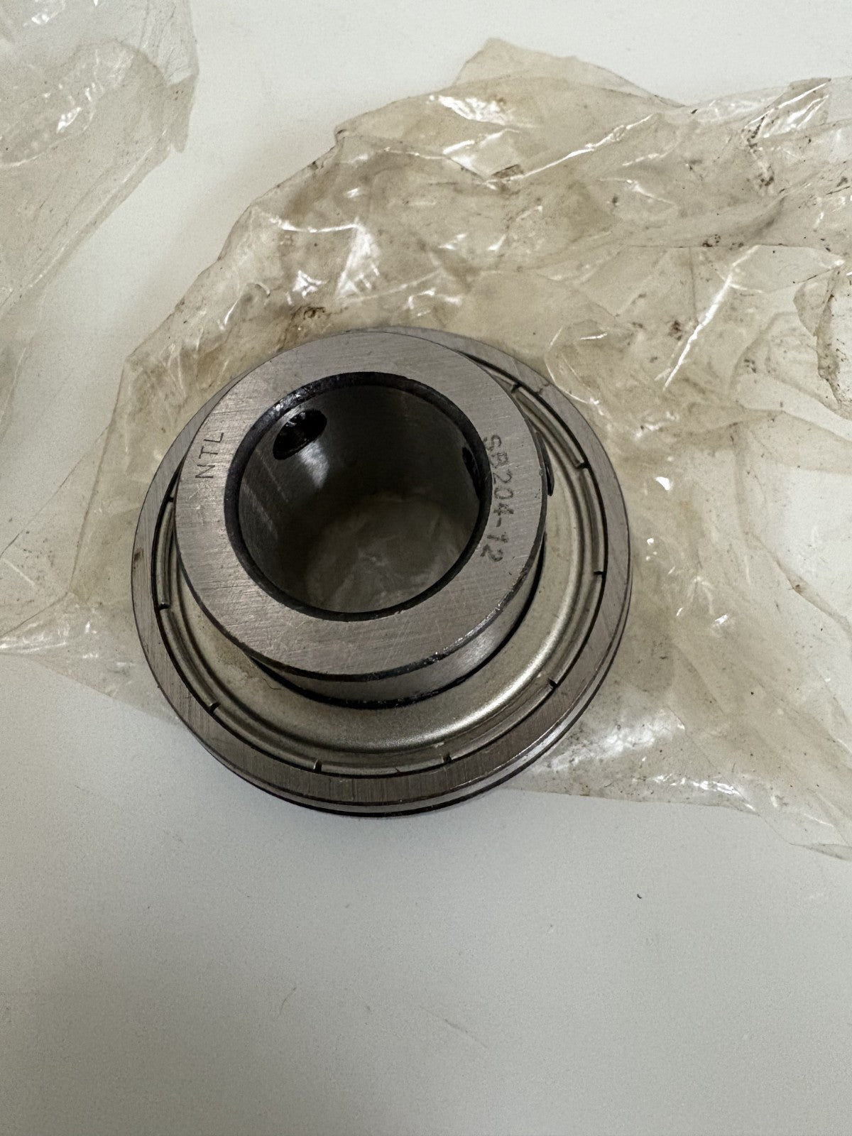 LOT OF 2 NATIONAL BEARING 3/4 INSERT BALL BEARING SET SCREWS SB-204-12