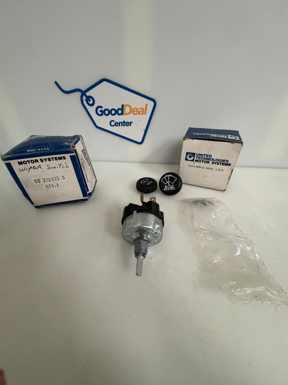 LOT OF 2 UNITED TECHNOLOGIES WIPER SWITCH SW 721025 S