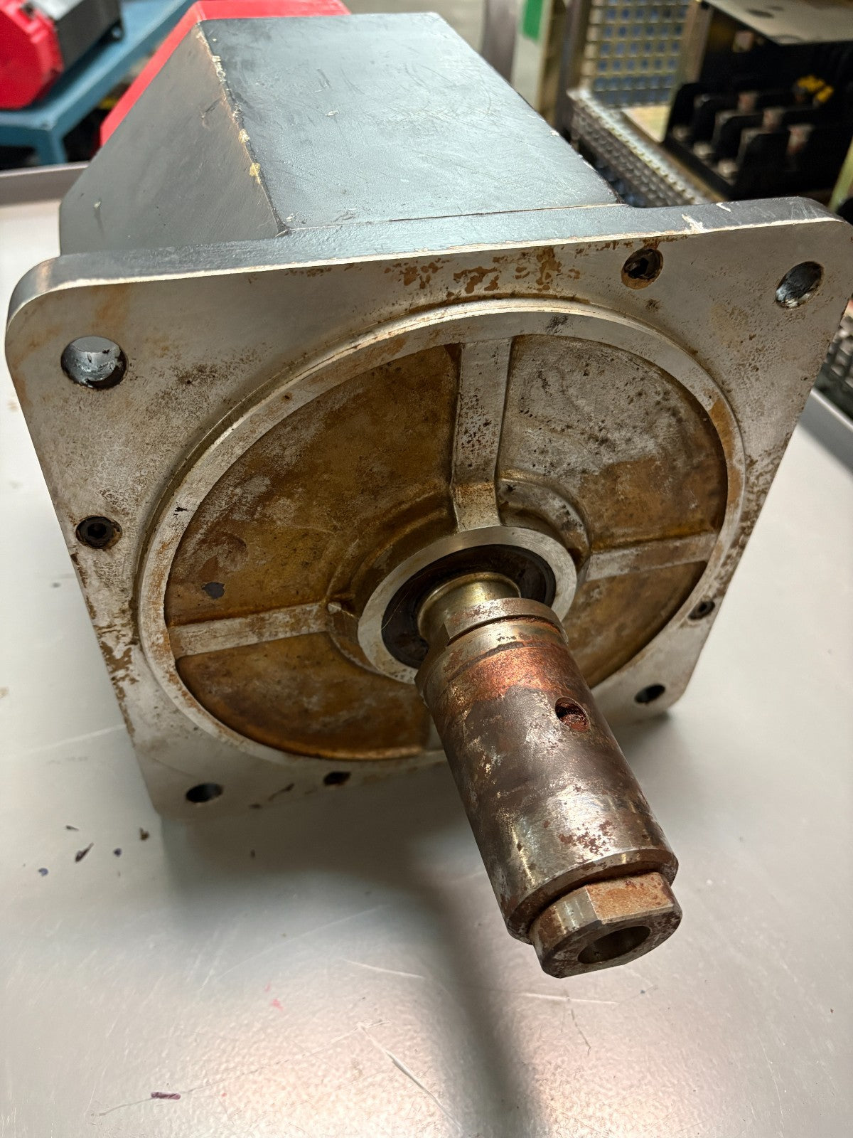 FANUC AC SERVO MOTOR MODEL 30F A06B-0553-B831