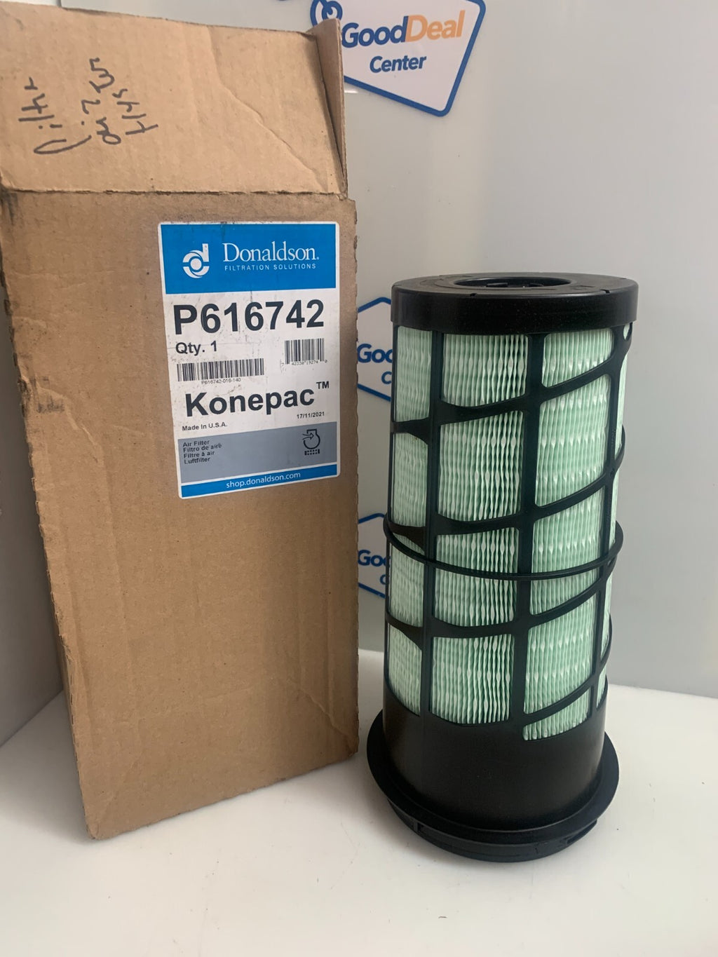 DONALDSON   Air Filter   P616742