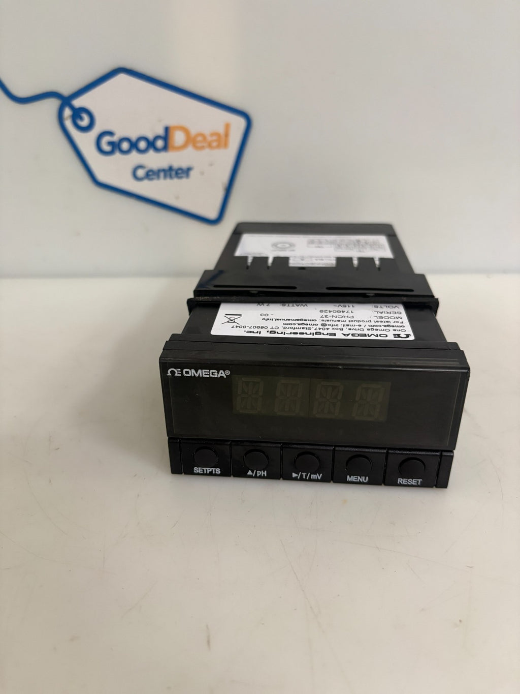 OMEGA PH CONTROLLER PHCN-37