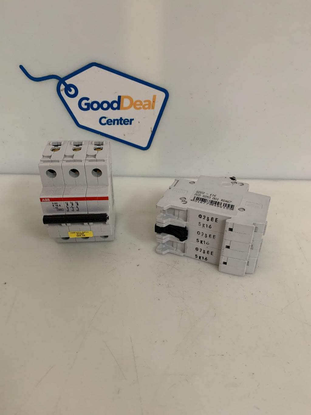 LOT OF 2 ABB CIRCUIT BREAKER K16 A S 203-K16