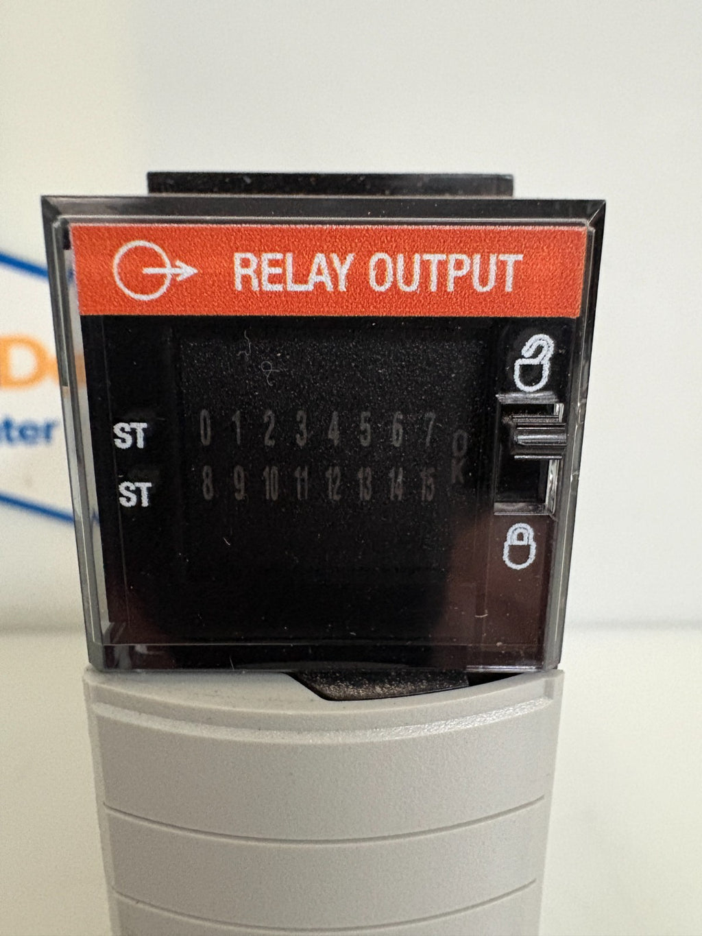 ALLEN BRADLEY CONTROL LOGIX 16 PT DIGITAL RELAY MODULE 1756-0W16I SER A