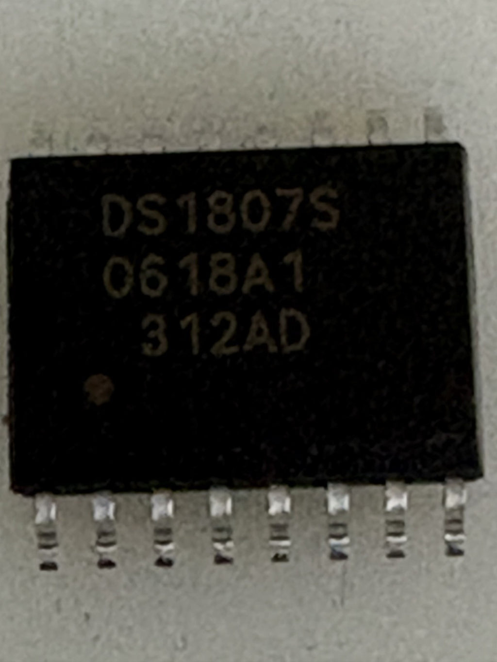 DS1807S DUAL AUDIO TAPER POTENTIOMETER 40 PER TUBE