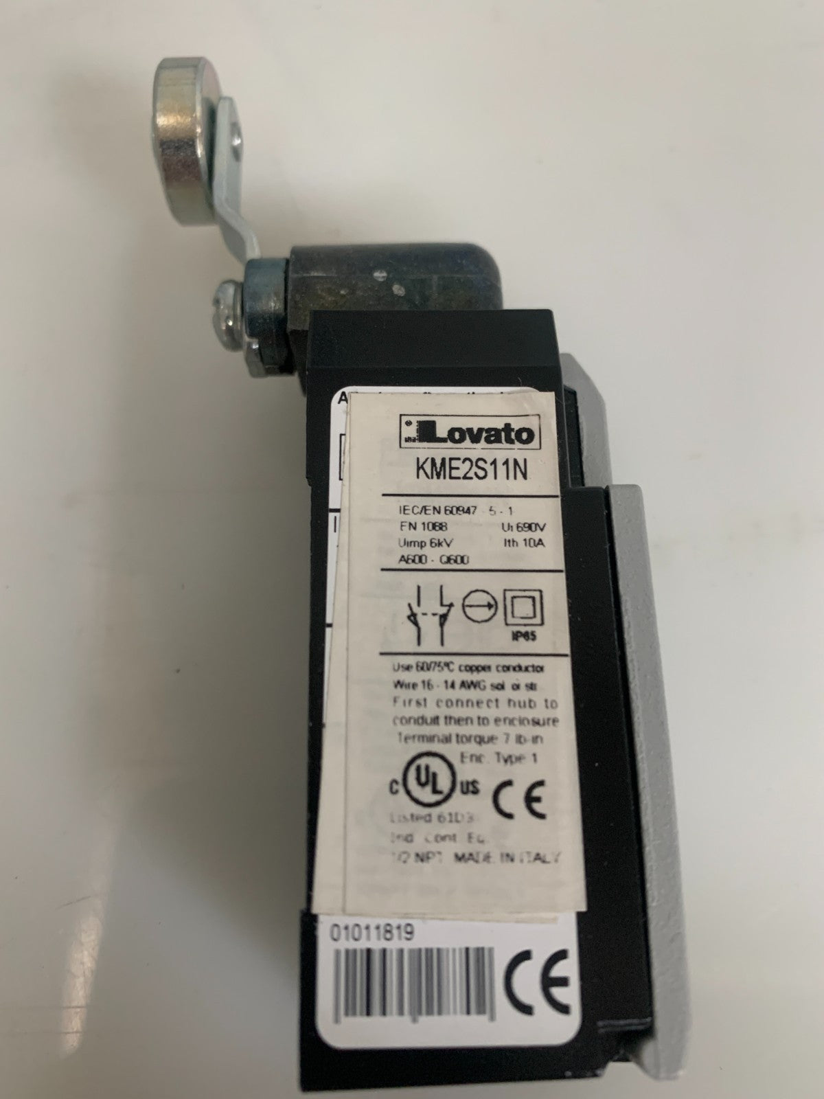 LOVATO LIMIT SWITCH KME2S11N1