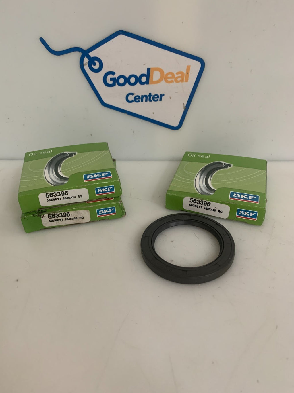 LOT OF 3 SKF OIL SEAL 563396