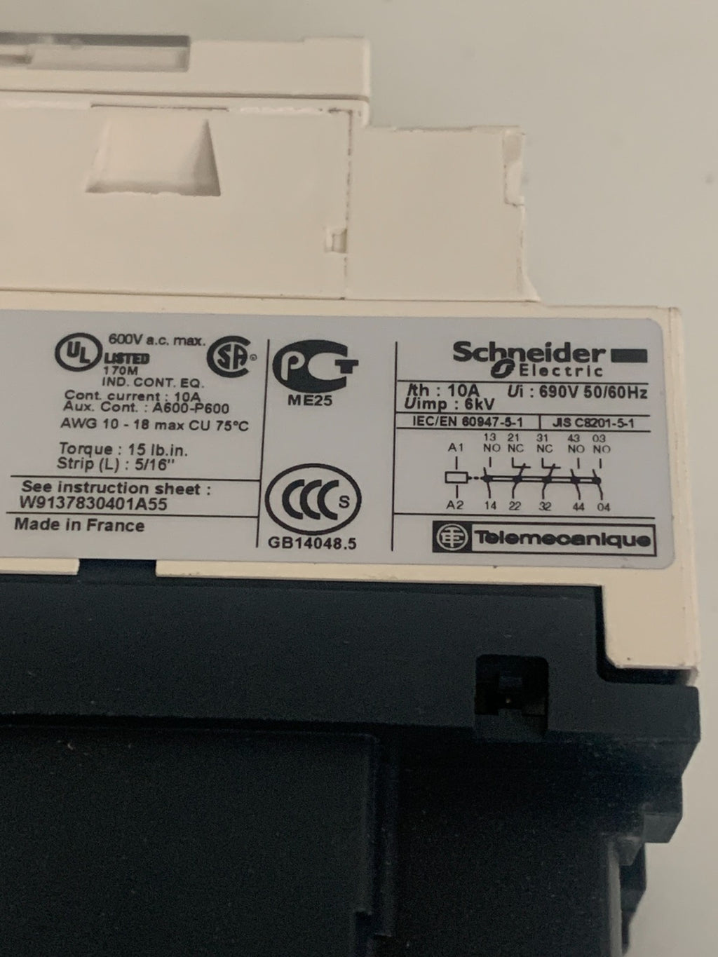 SCHNEIDER CONTACTOR CAD32G72