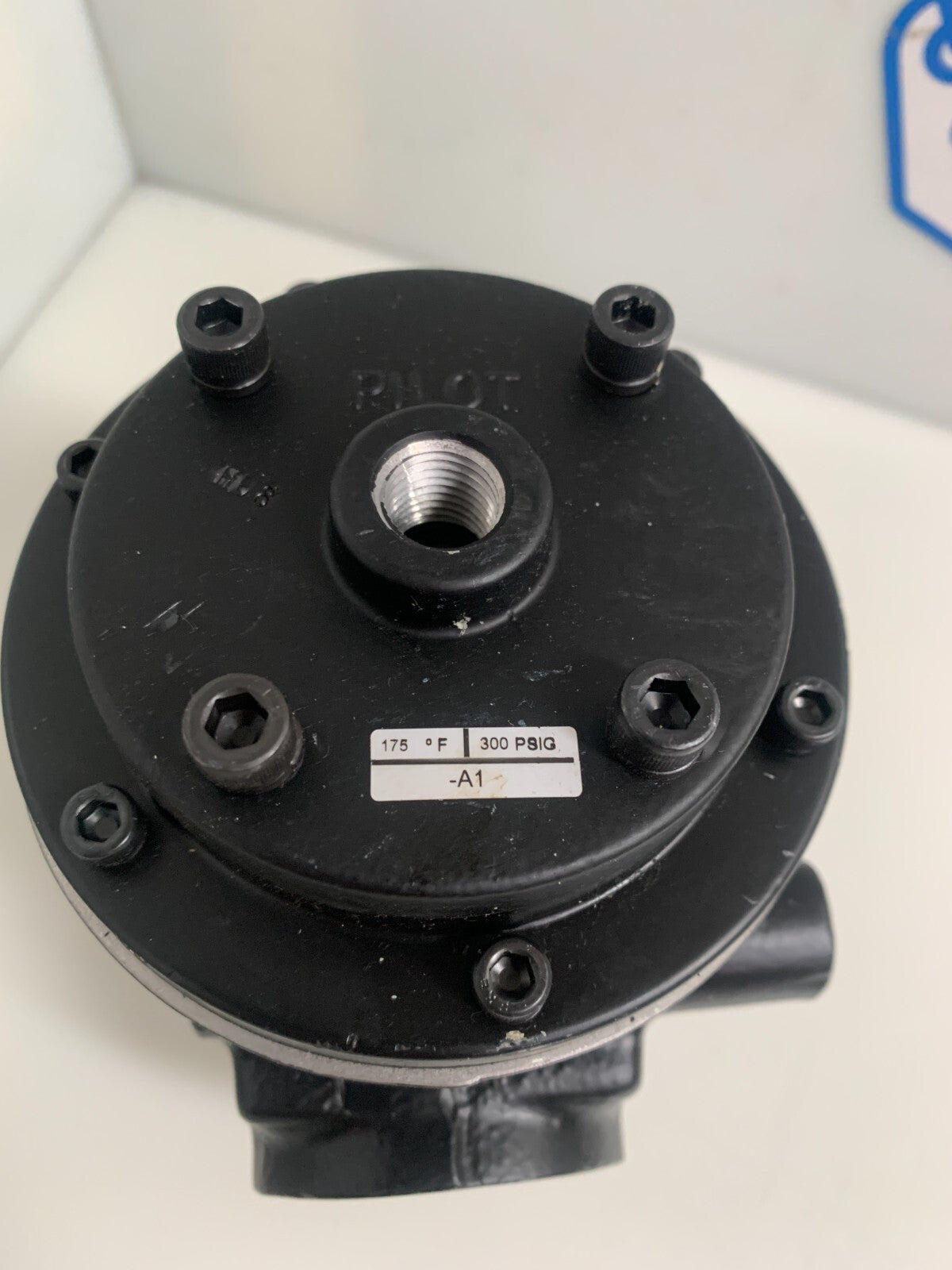 NORGREN  300PSI  Poppet Valve  A1025B