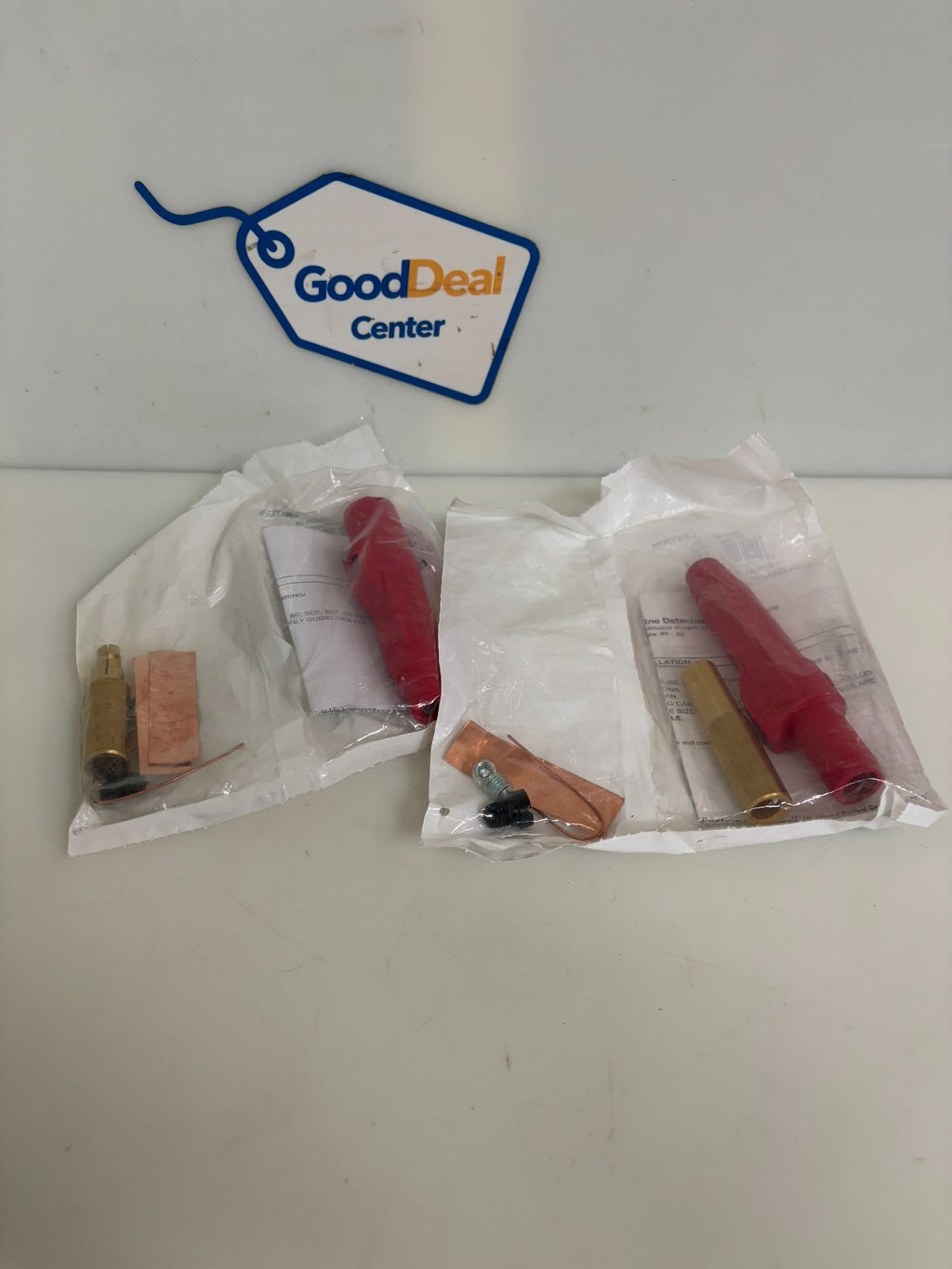 LOT OF 2 LEVITON SINGLE POLE CAM RED 163-15D21-UR0
