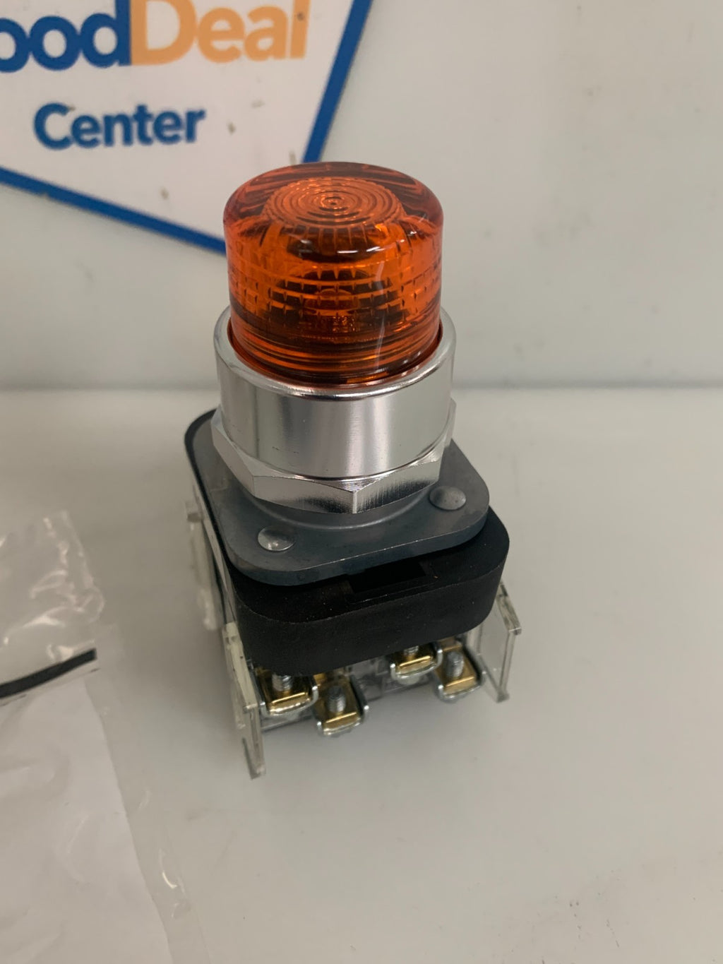 ALLEN BRADLEY 800T-QB24A T MOMENTARY PUSH BUTTON