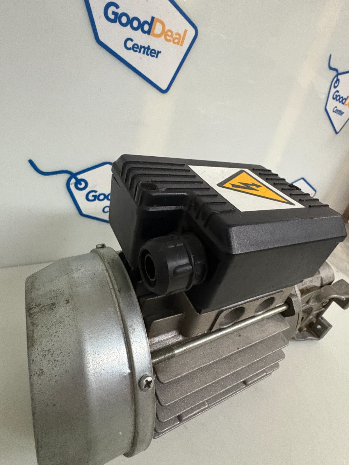 AMIR-VEMAT SINGLE PHASE MOTOR TYPE VMB 63B W/BONFIGLIOLI  GEAR BOX