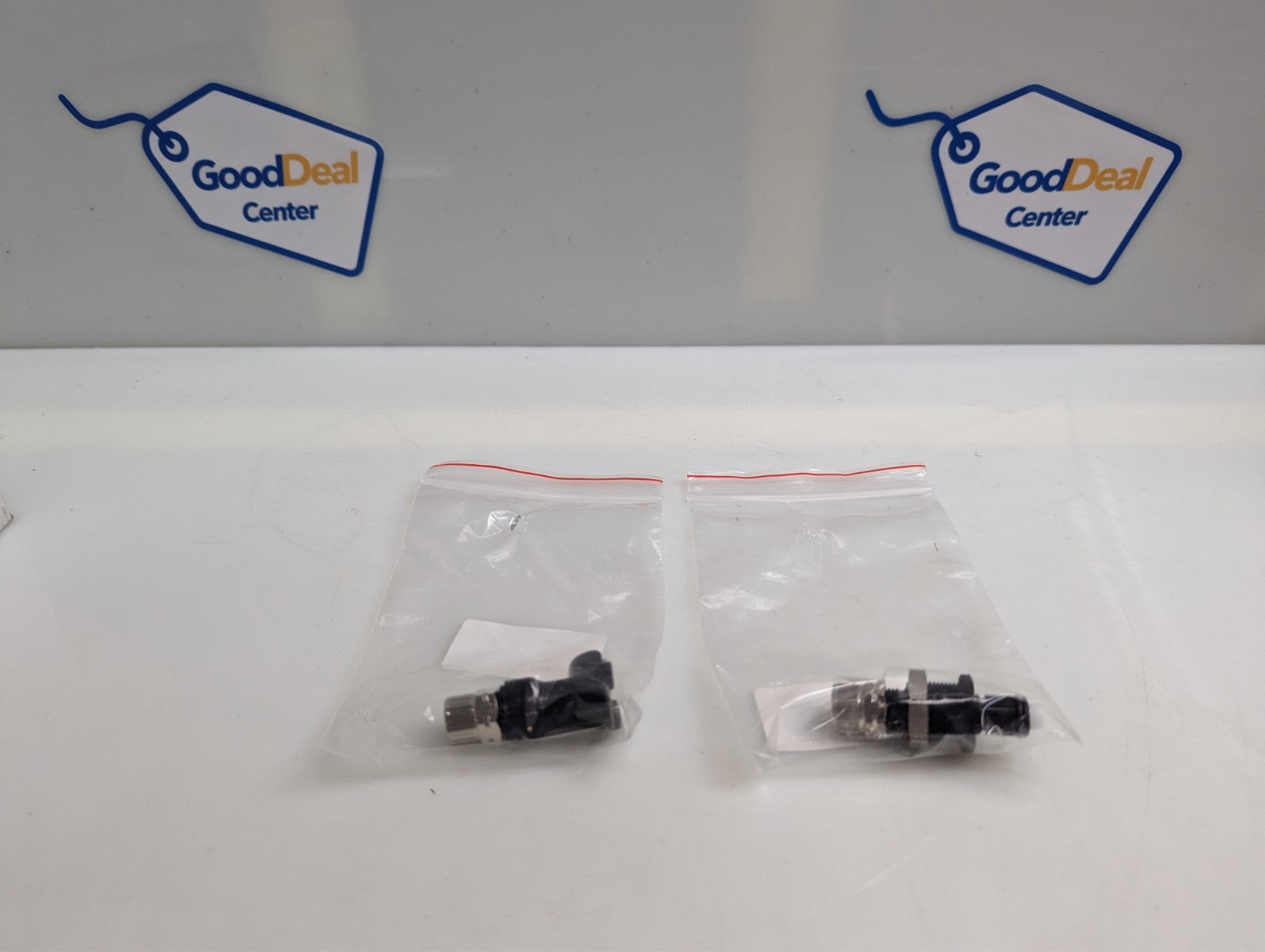 LOT OF 2 HP Cpc Connectors Sp CW980-009270