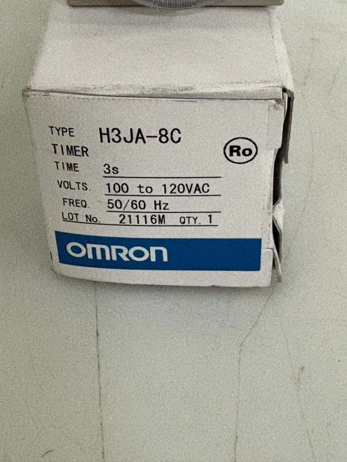 OMRON 3 SEC TIMER H3JA-8C 2