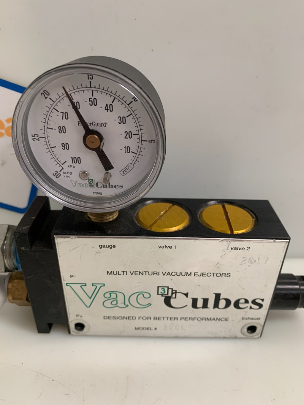VAC CUBES  Model 120L Vacuum Ejector