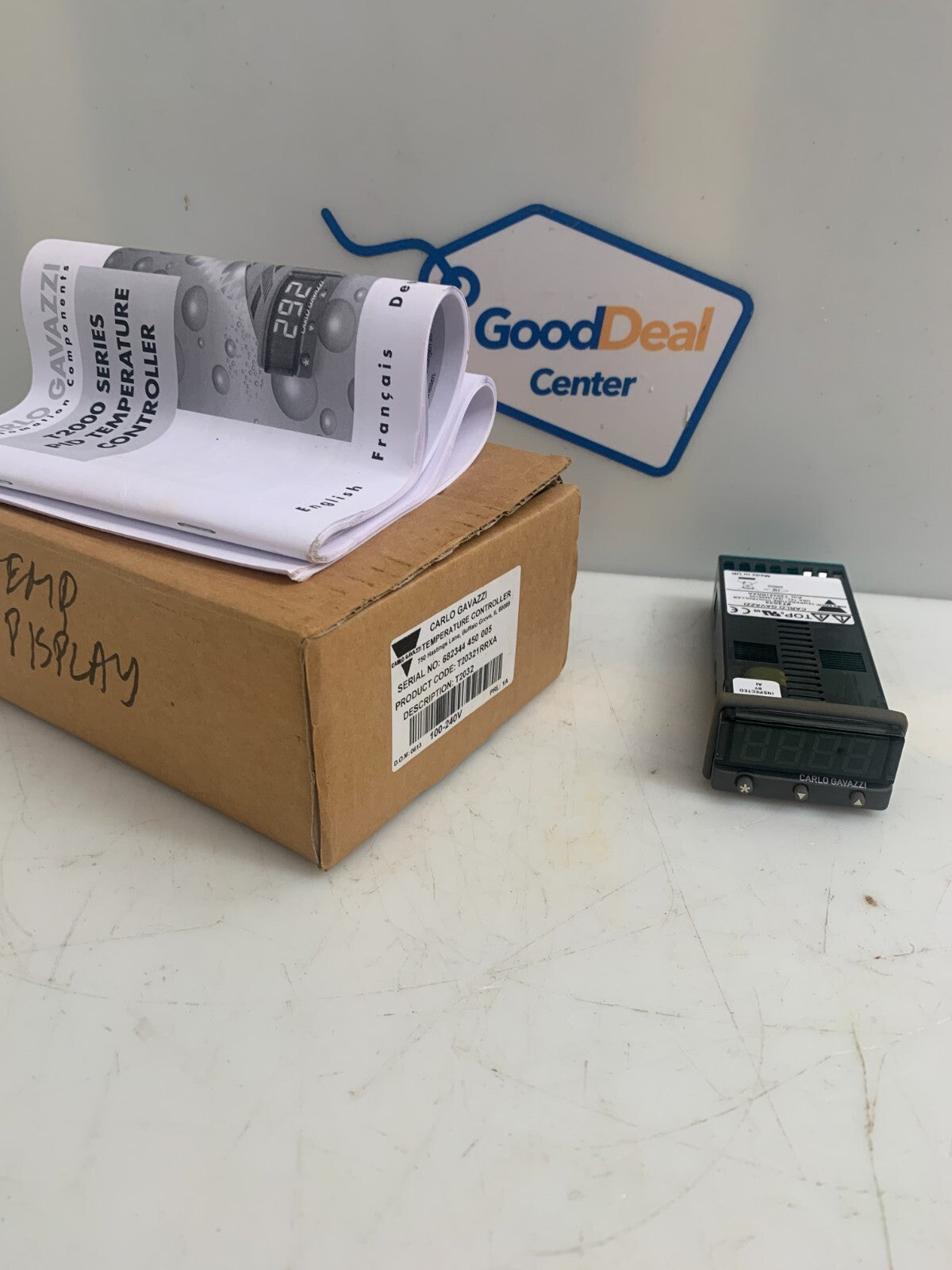 CARLO GAVAZZI T2032 DIGITAL DISPLAY TEMPERATURE CONTROLLER0