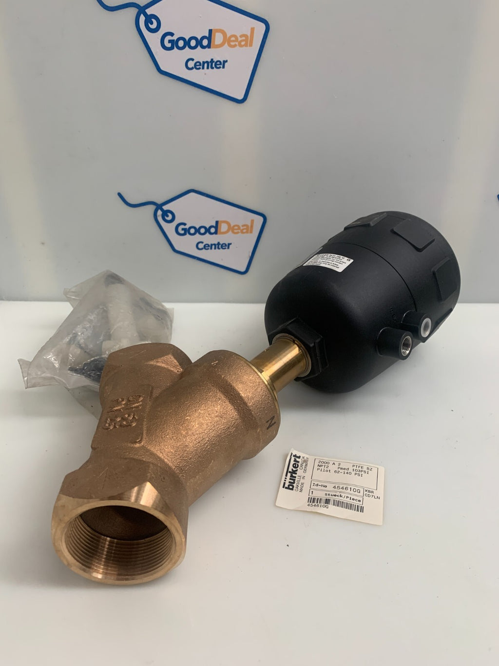 BURKERT  62-140 PSI   2 Way Angle Seat Valve  454610G