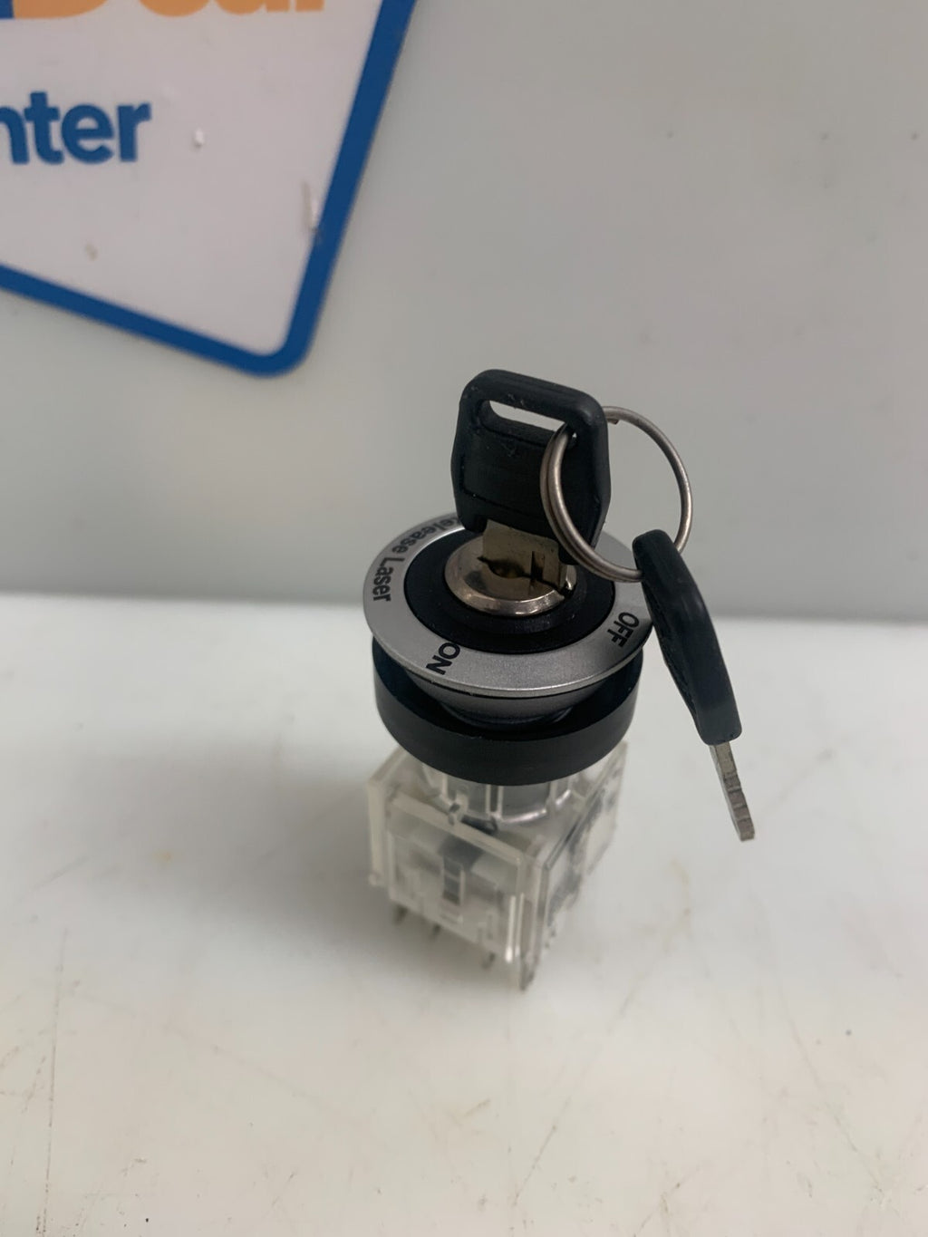 SCHLEGEL Laser Release Key Switch BT439 EN 61058 IEC 60947-5-1