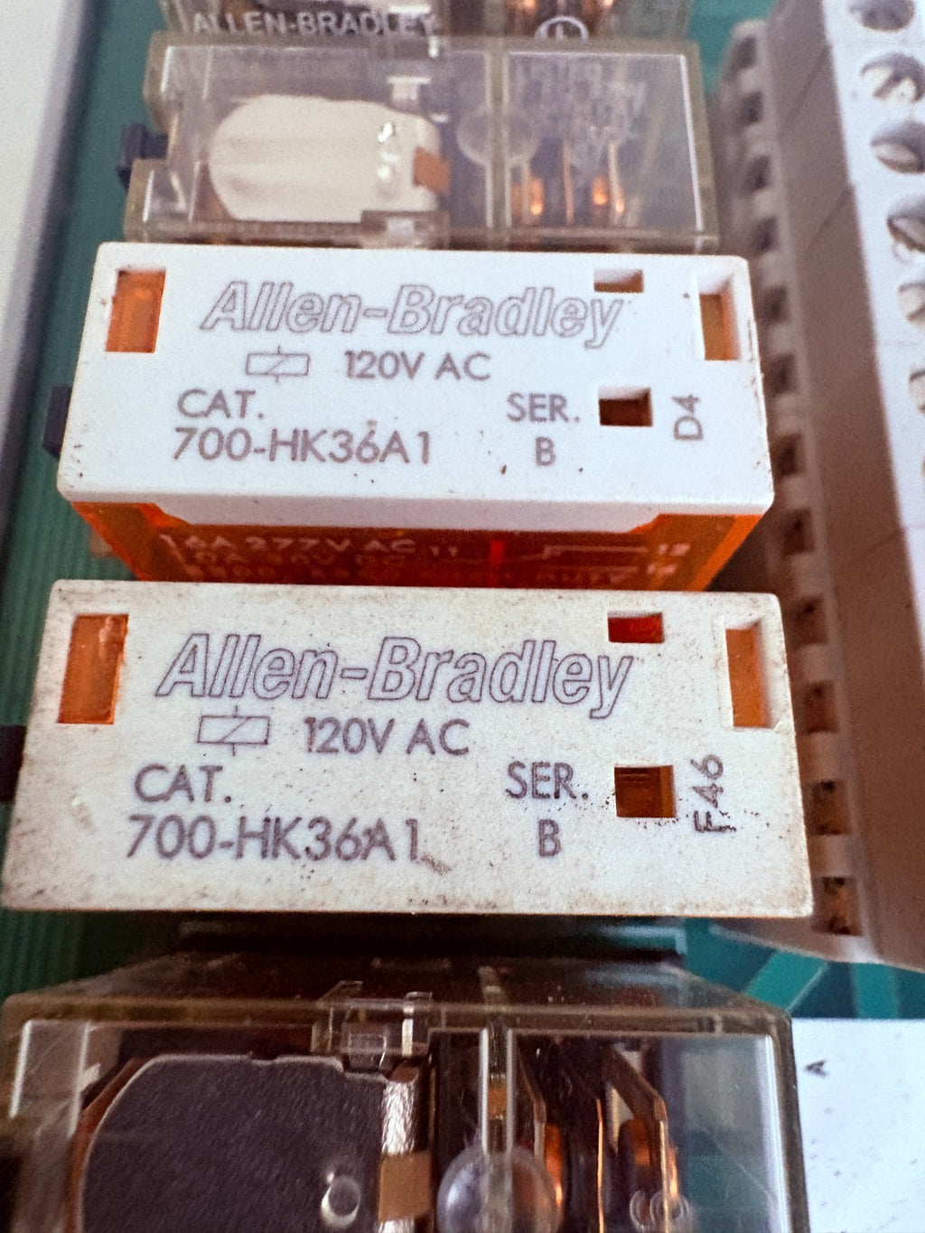 ALLEN BRADLEY RELAY MASTER MODULE 1492-XIM120-BR A3