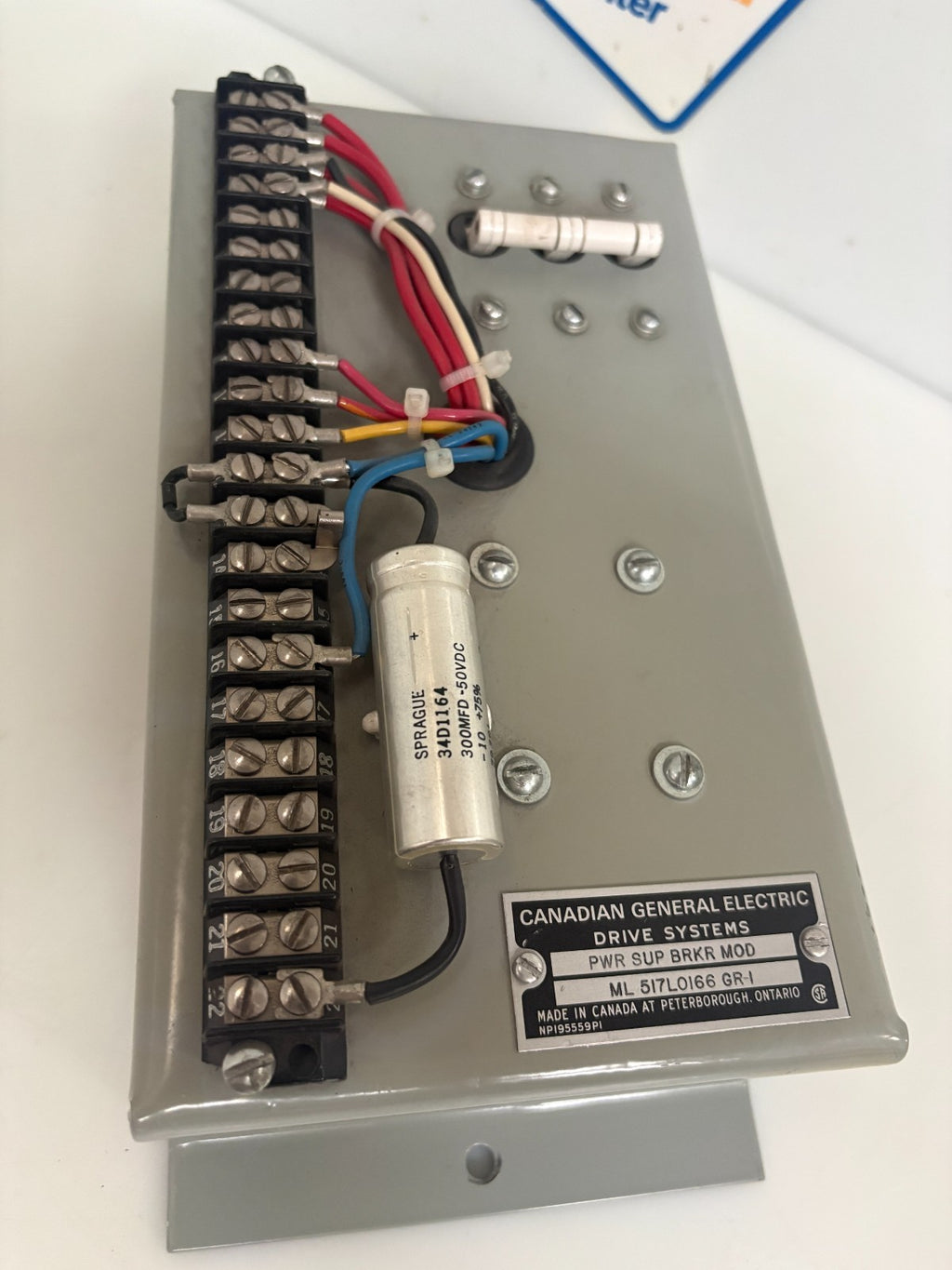 CANADIAN GENERAL ELECTRIC POWER SUPPLY BREAKER MODULE ML 517L0166 GR-12