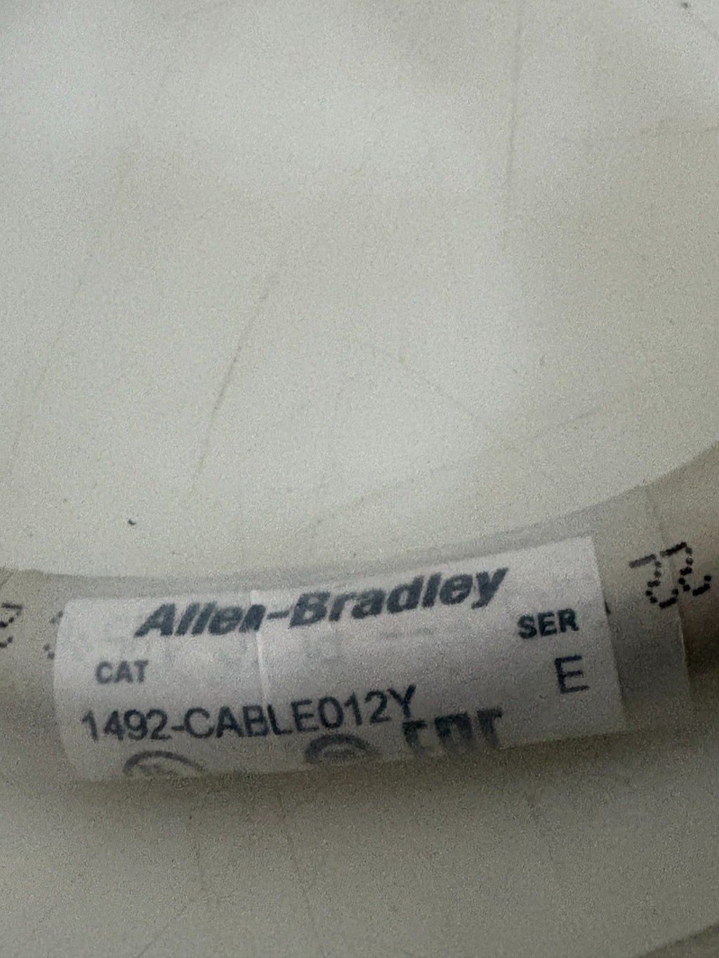 ALLEN BRADLEY MODULE CONNECTOR 1492-CABLE013Y3