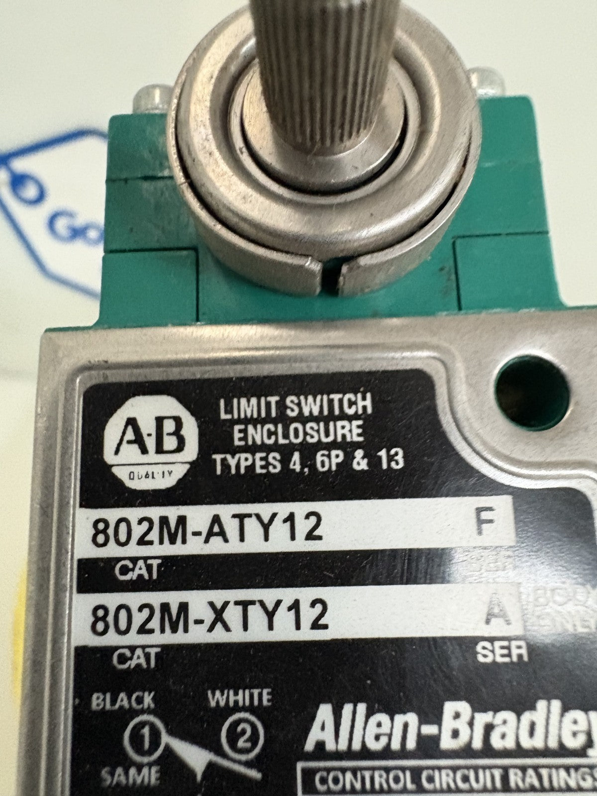 ALLEN BRADLEY PREWIRED LIMIT SWITCH 802M-ATY12 F2