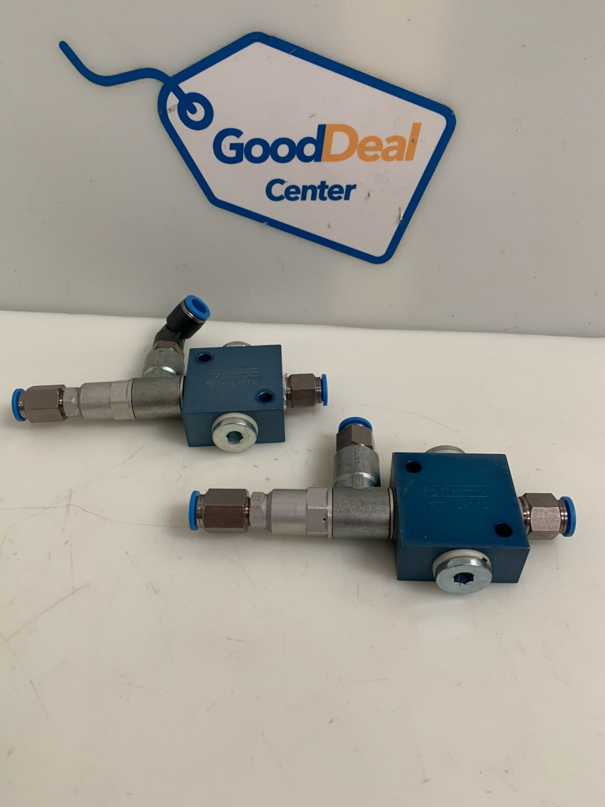LOT OF 2 FESTO PNEUMATIC MANIFOLD BLOCK FR-4-1/4