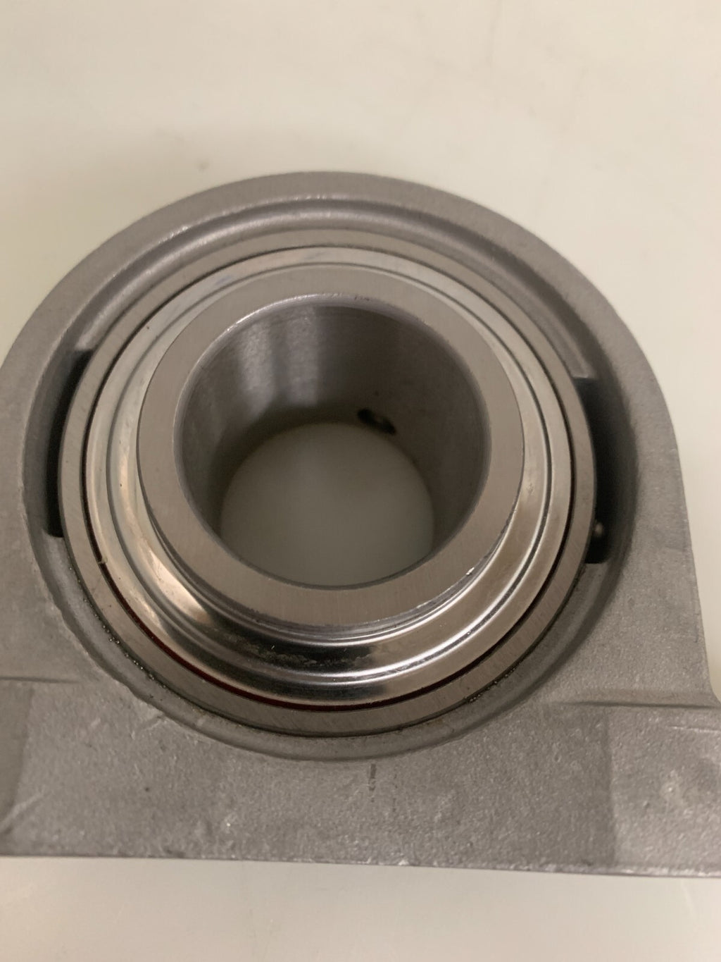 IPTCI SET SCREW LOCK STAINLESS STEEL PILLOW BLOCK  SP207 SUC207-236