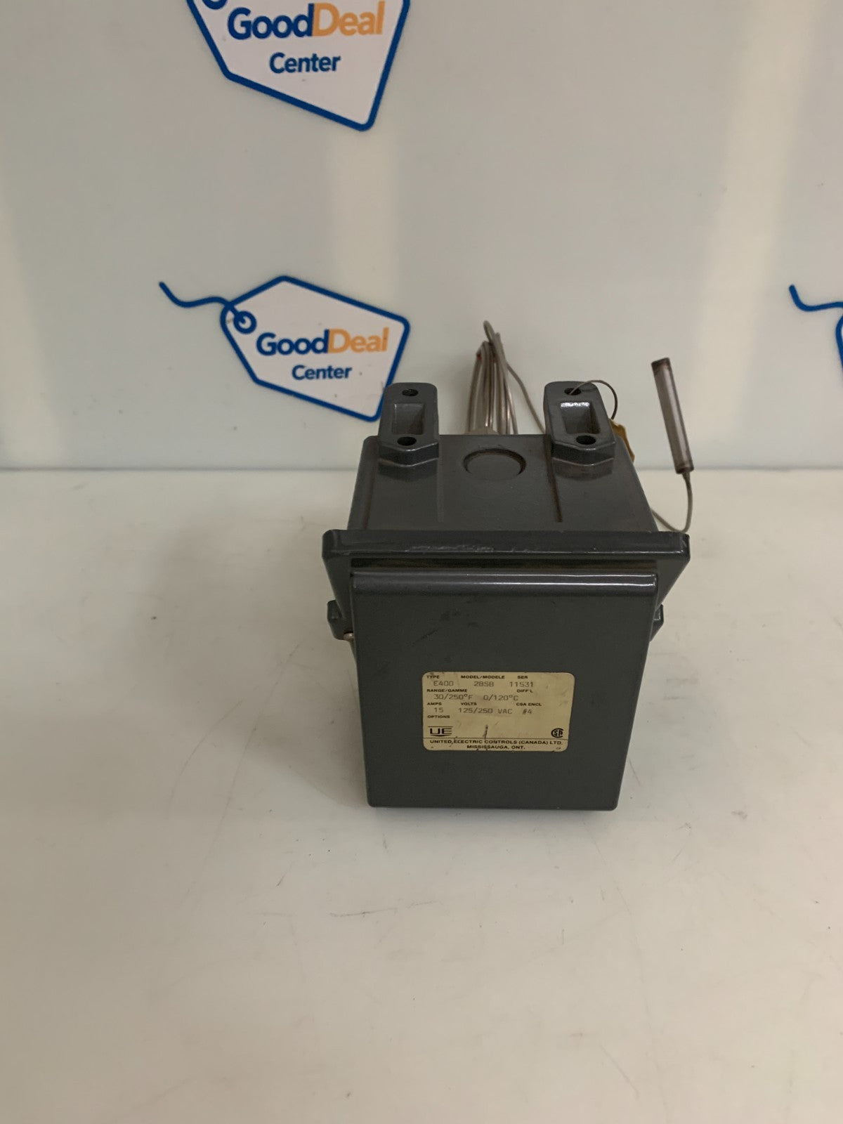 UNITED ELECTRIC TEMPERATURE SWITCH E400 2BSB