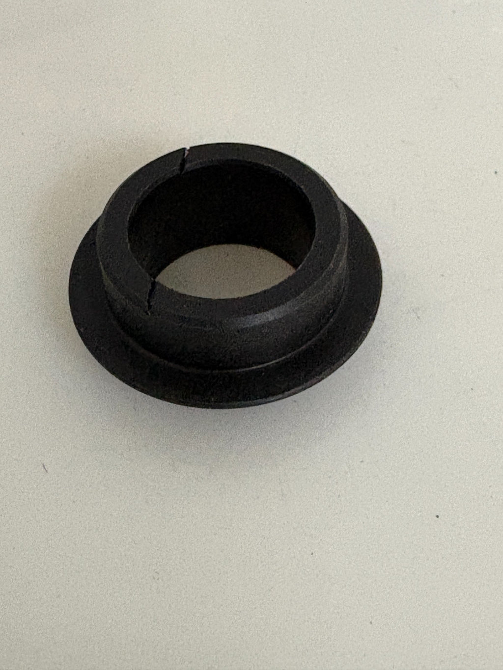LOT OF 9 STEEN SKINNER ST600 BLACK PLASTIC BUSHING 600/B0624