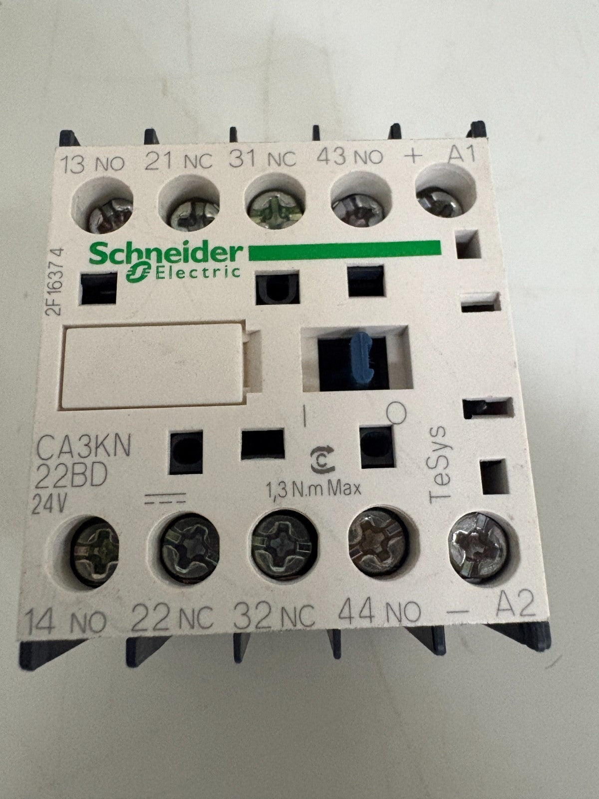 LOT OF 4 SCHNEIDER CONTROL RELAY CA3KN22BD1