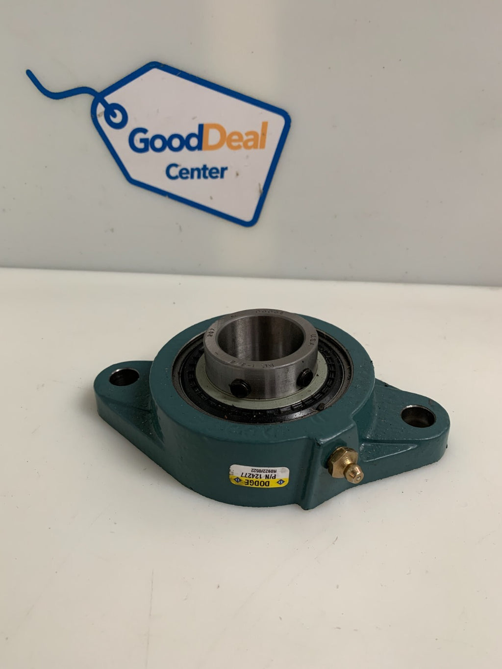DODGE FLANGE BEARING #124277 205 SC 1 3/8"