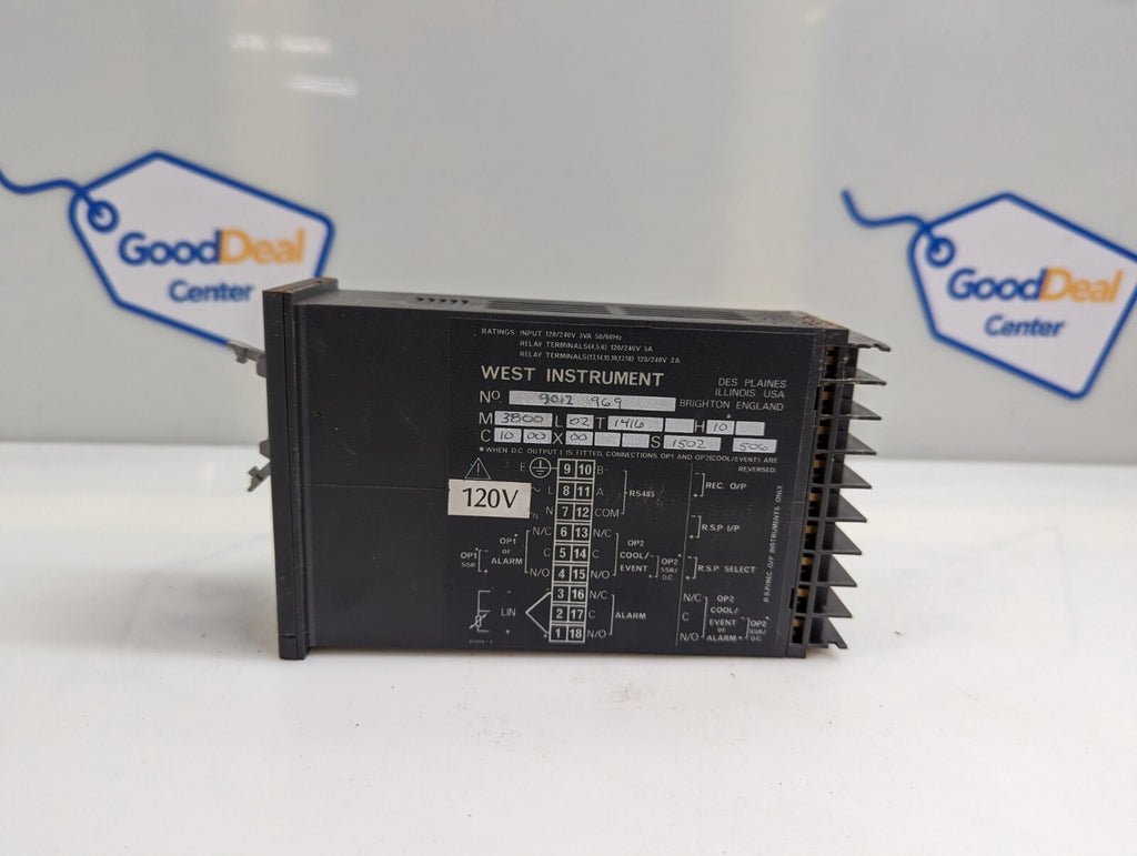 West Instrument Temp Controller M3800 L02 T1416 H10 120V - Missing control panel