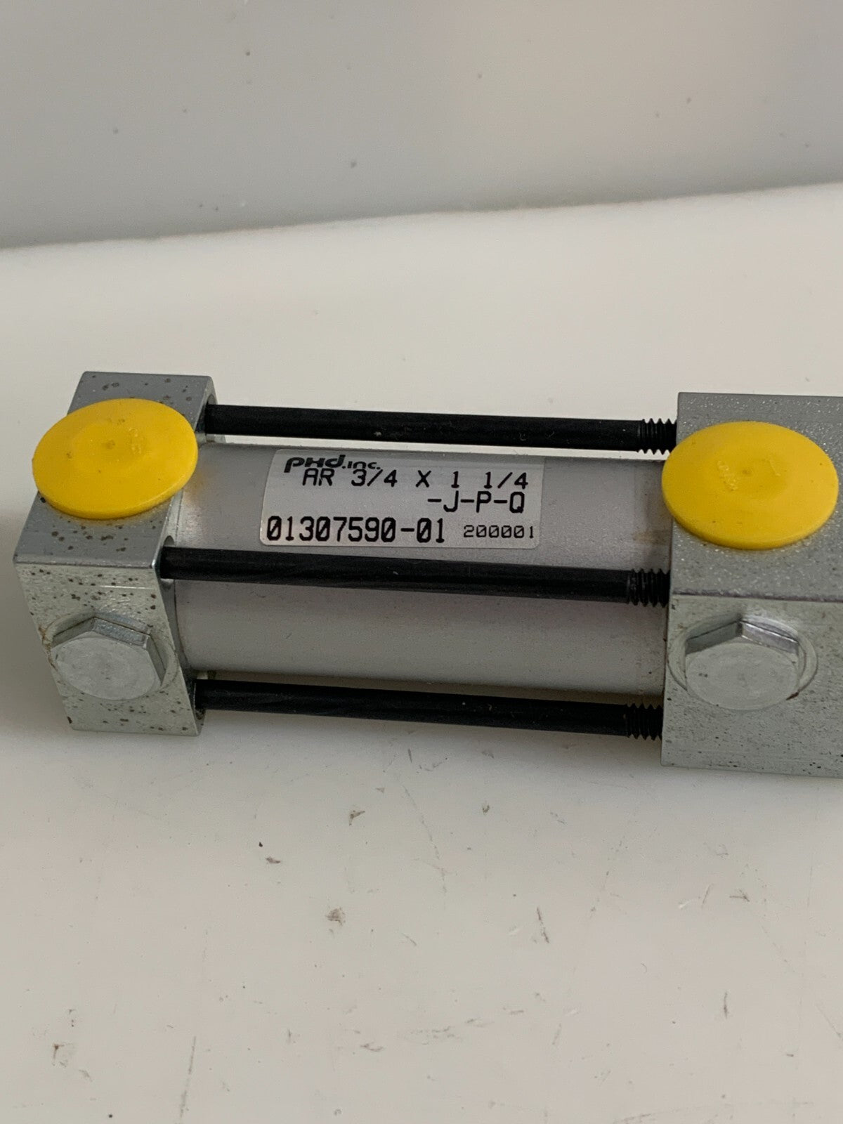 PHD PNEUMATIC CYLINDER 01307590-01 NEW OLD STOCK1
