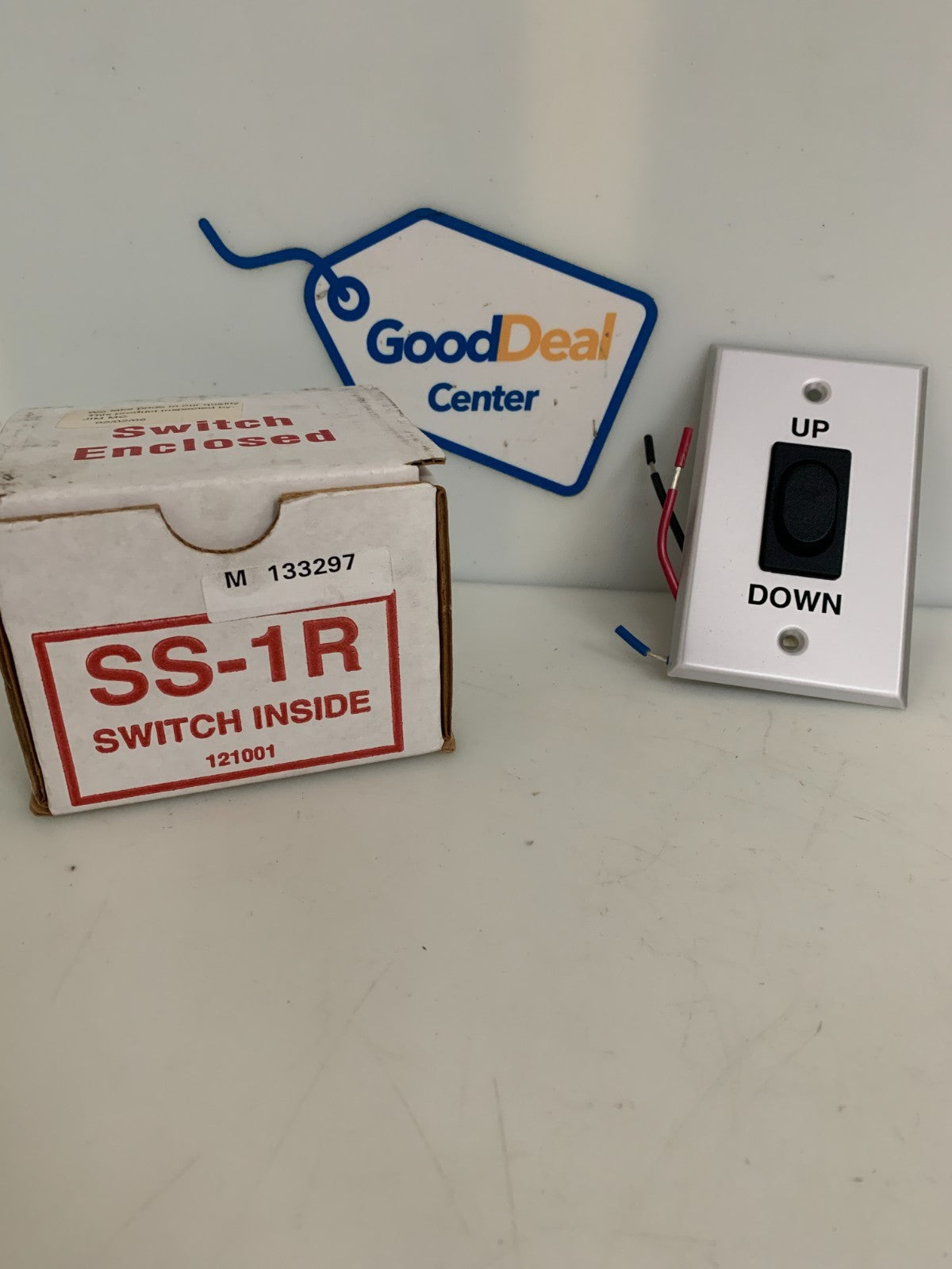 DRAPER RETRACTABLE SCREEN SWITCH SS-1R0